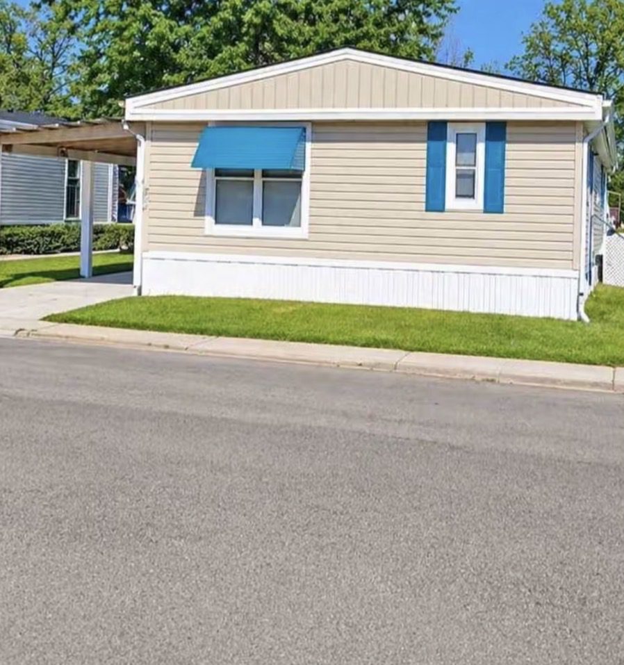 3 Bedroom Double Wide Mobile Home for Sale in Warren, Ohio | $13,000 - Image 3