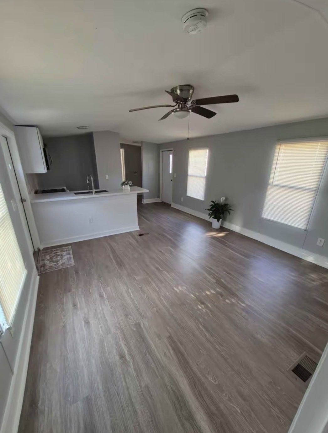 Fully Remodeled 2007 Manufactured Home for Sale in Warren, Ohio | Free Delivery - Image 3